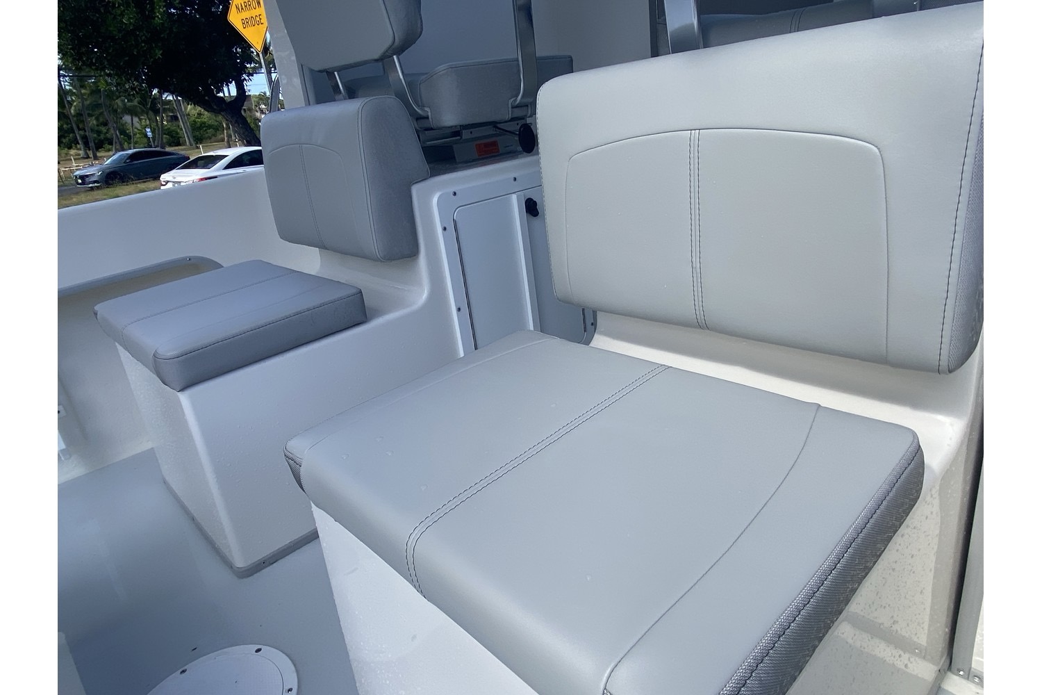 23 Cabin XL interior